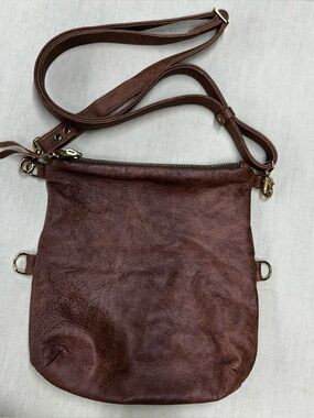 Daylin Skye Leather Crossbody